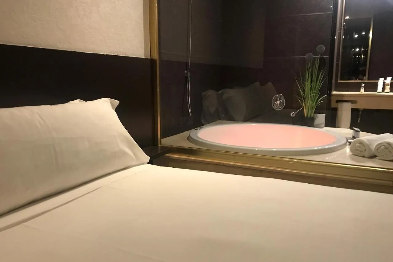 Hotel Punt 14 Gavà Hotel del amor